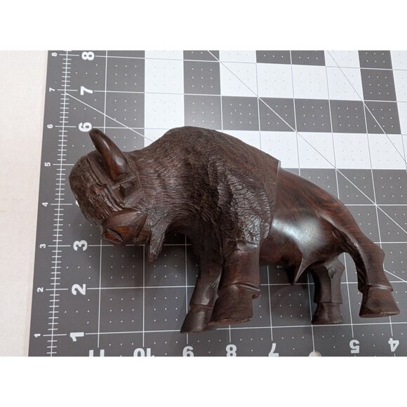 Carved Ironwood Buffalo Bison statue solid anatomically correct vintage 8x6 - Picture 11 of 11